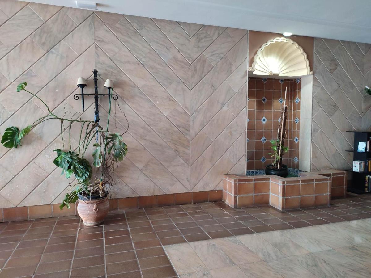 Casa Nala - Ronda Del Golf , Hasta 5 Huespedes ! Lägenhet Benalmádena Exteriör bild