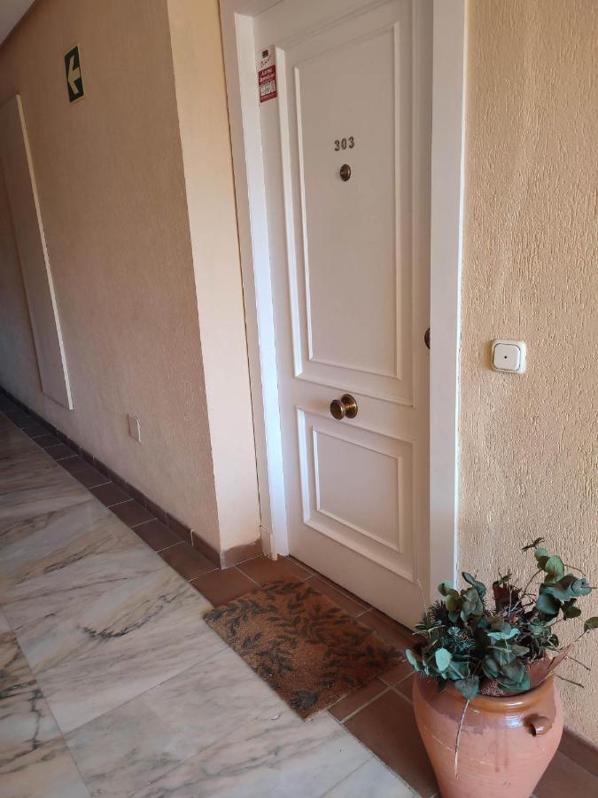 Casa Nala - Ronda Del Golf , Hasta 5 Huespedes ! Lägenhet Benalmádena Exteriör bild